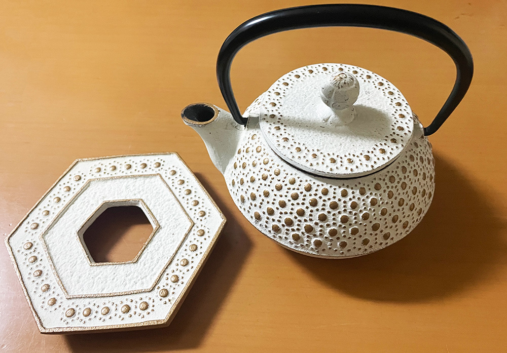 南部鉄のポット「カモミール」