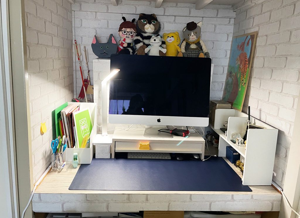 押入れデスクに棚を追加「